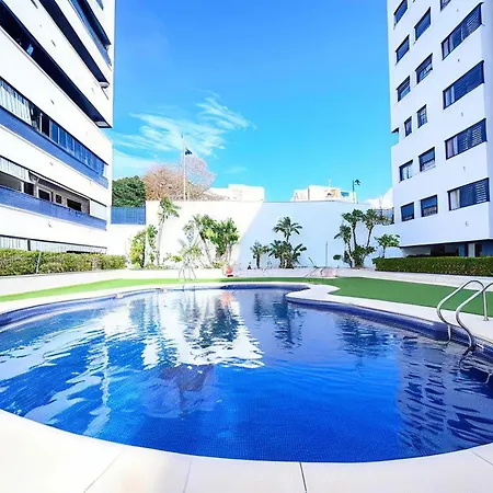 Estepona Port Bullring And Beach 2 Parkings * Estepona