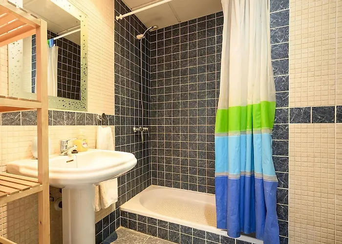 Port Bullring And 2 Parkings *