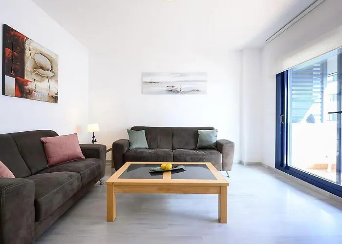 Port Bullring And 2 Parkings